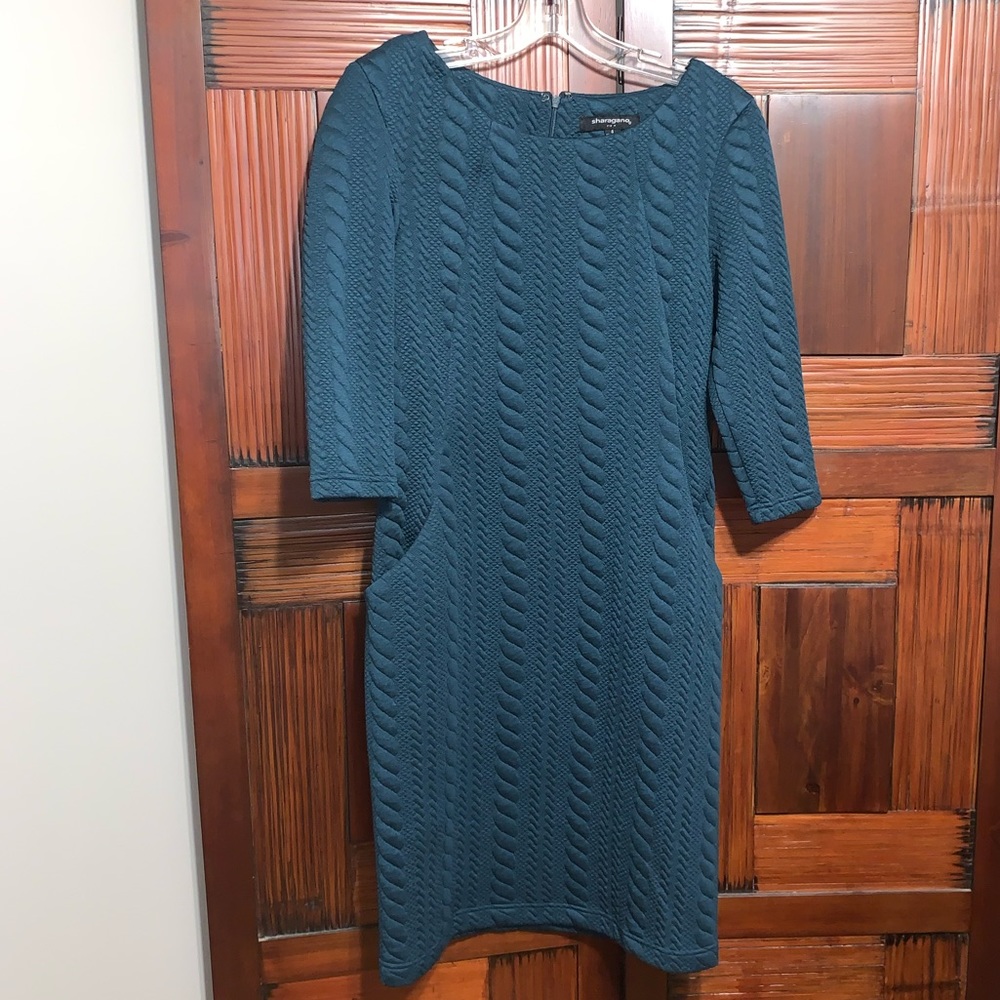 Sheath dress with pockets